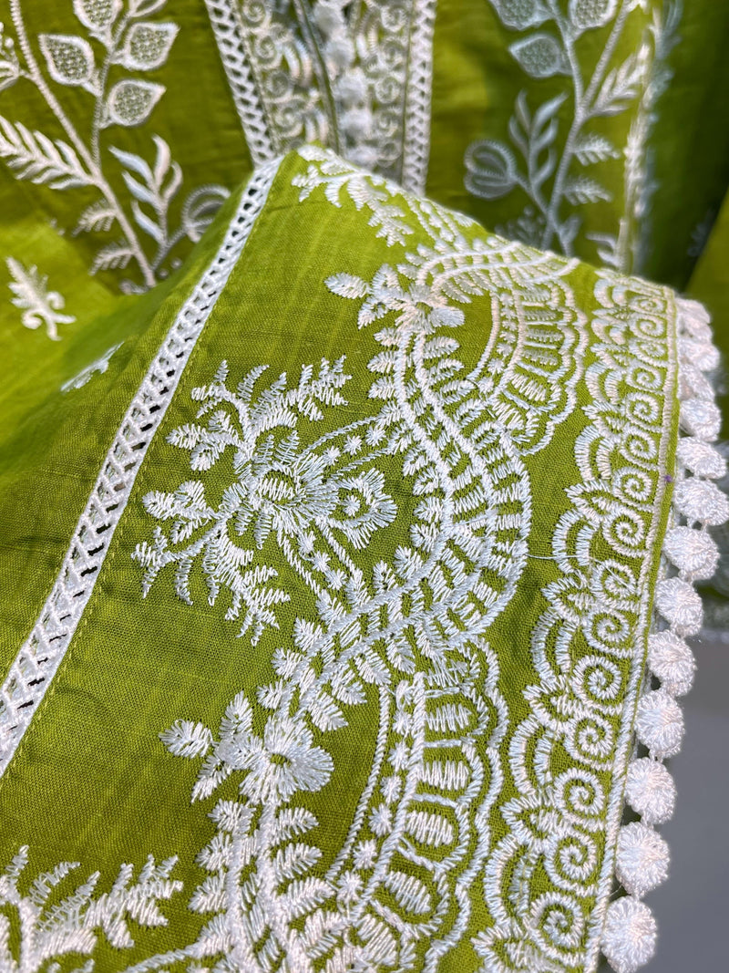 Exclusive Women’s Relaxed Fit Embroidered 2-Piece Outfit | Cotton Kameez