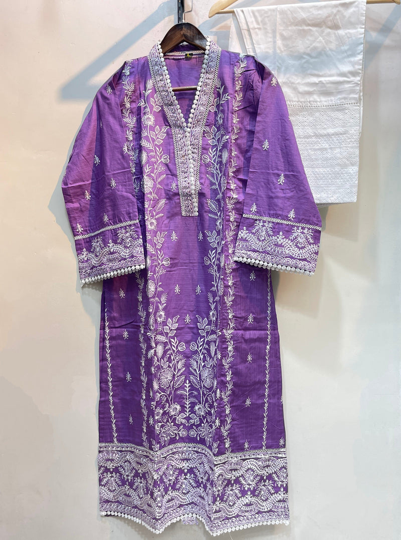 Exclusive Women’s Relaxed Fit Embroidered 2-Piece Outfit | Cotton Kameez